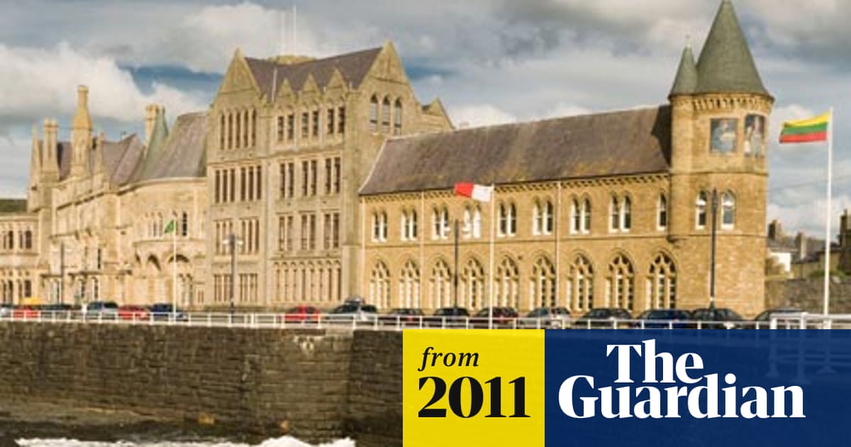 Welsh Universities Barred From Charging Higher Tuition Fees Tuition 