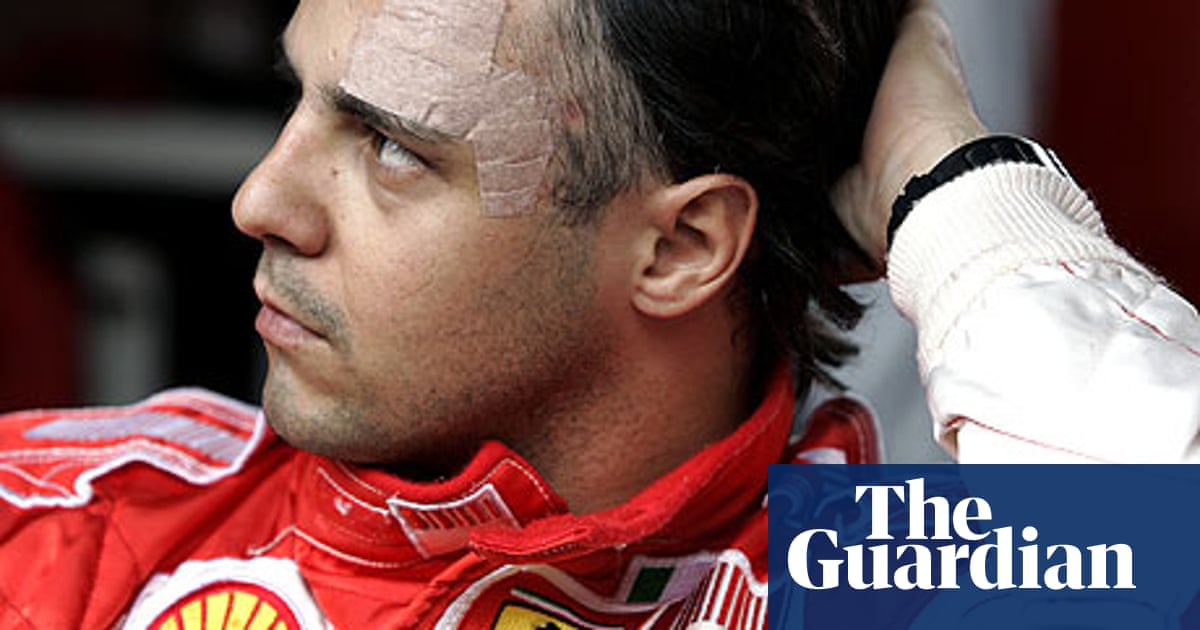 Felipe Massa Believes Renault Cheats Cost Him Title Formula One The Guardian