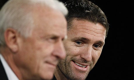 Robbie Keane, right, Giovanni Trapattoni speak ahead of Ireland's World Cup play-off against France