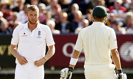 https://i.guim.co.uk/img/static/sys-images/Sport/Pix/columnists/2009/7/30/1248973055706/Andrew-Flintoff-tries-to--004.jpg?w=620&q=55&auto=format&usm=12&fit=max&s=acc7e8cf73c427039261b36b6b59baca