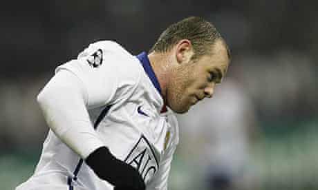 Wayne Rooney celebrates scoring in Manchester United's 3-2 win over Milan at San Siro