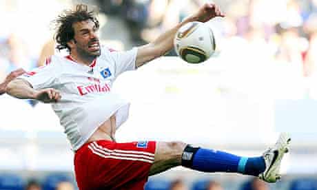 Ruud van nistelrooy pictures Ruud van Nistelrooy enjoying his backward step with Hamburg | Hamburg