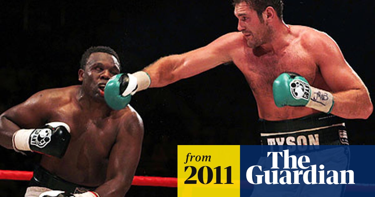 tyson fury wins wembley title fight  dereck chisora boxing