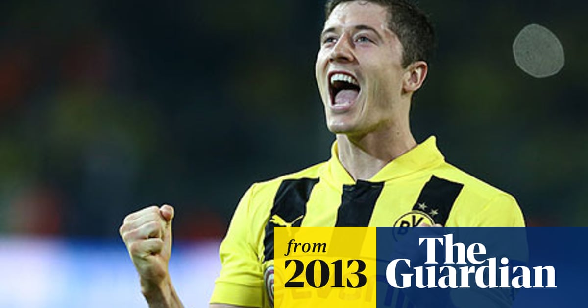Borussia Dortmund Hope Robert Lewandowski Will Stay As Suitors Lurk Borussia Dortmund The Guardian Borussia Dortmund Hope Robert Lewandowski Will Stay As Suitors Lurk Borussia Dortmund The Guardian