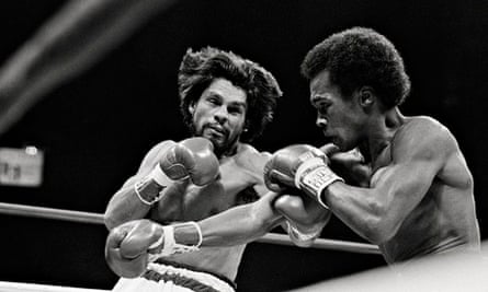 Exploring Roberto Duran V Sugar Ray Leonard And The No Mas Conspiracies Boxing The Guardian