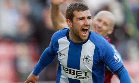 Wigna's James McArthur has agreed to move to Crystal Palace for a transfer fee of £5.5m.