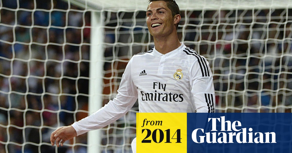 ronaldo united match fans manchester banner plane madrid come during cristiano stunt plot talksport