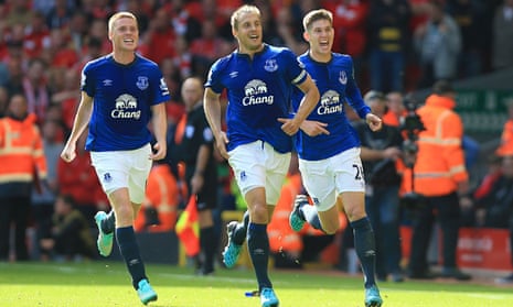 Everton's Phil Jagielka celebrates his side's equaliser in the Premier League match at Anfield