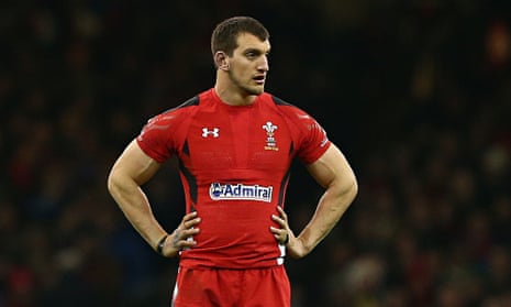Wales captain Sam Warburton has resumed training after sustaining a knee injury and will lead his si