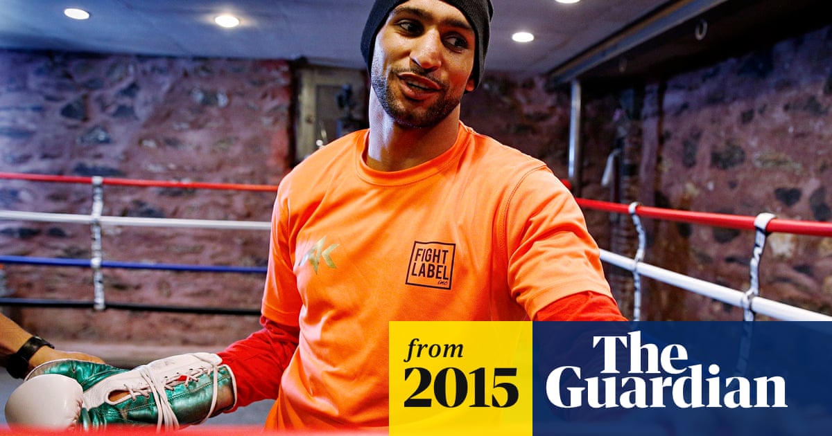 Amir Khan Fights Chris Algieri Knowing Boxing Career Is On