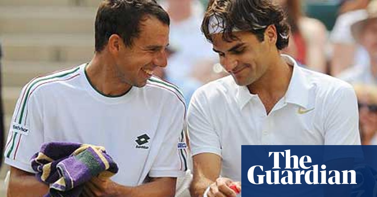 Wimbledon 2008: Federer brushes aside Hrbaty in straight ...