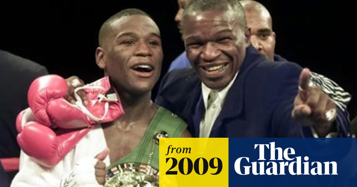 Family Ties Not Binding As Floyd Mayweather Sr Stays With Hatton Ricky Hatton The Guardian