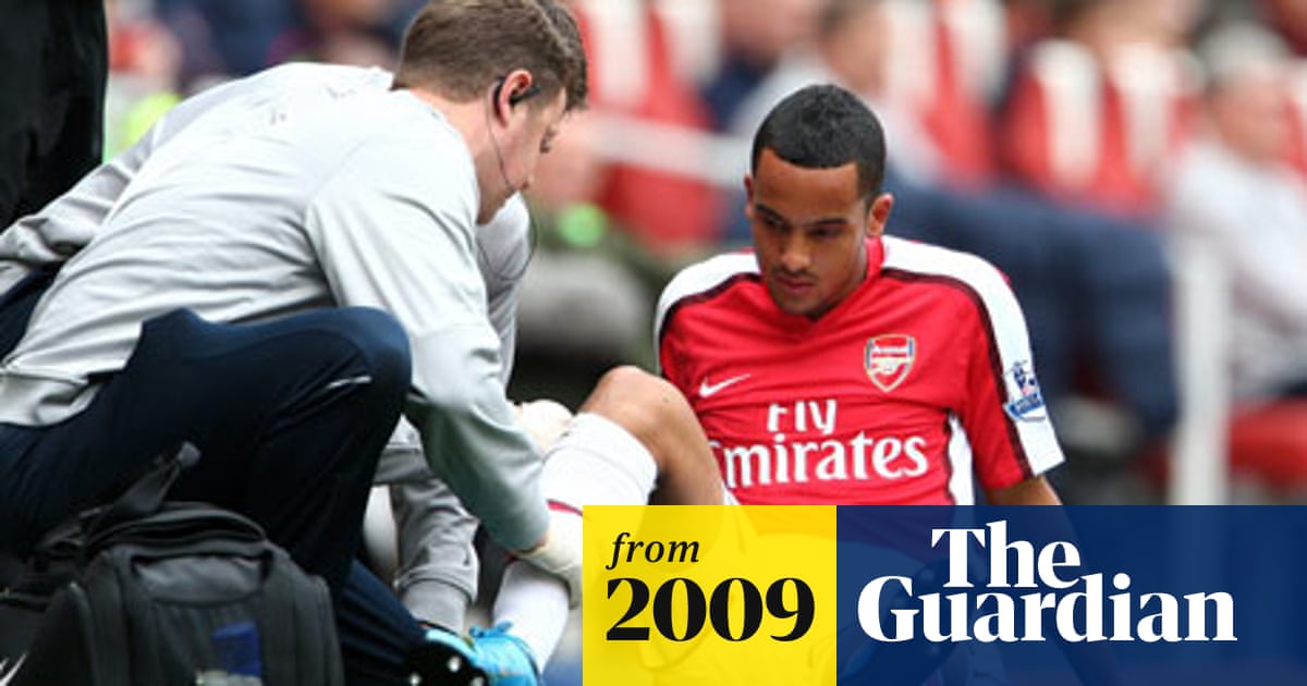 Theo Walcott to miss key games with yet another injury | Theo Walcott