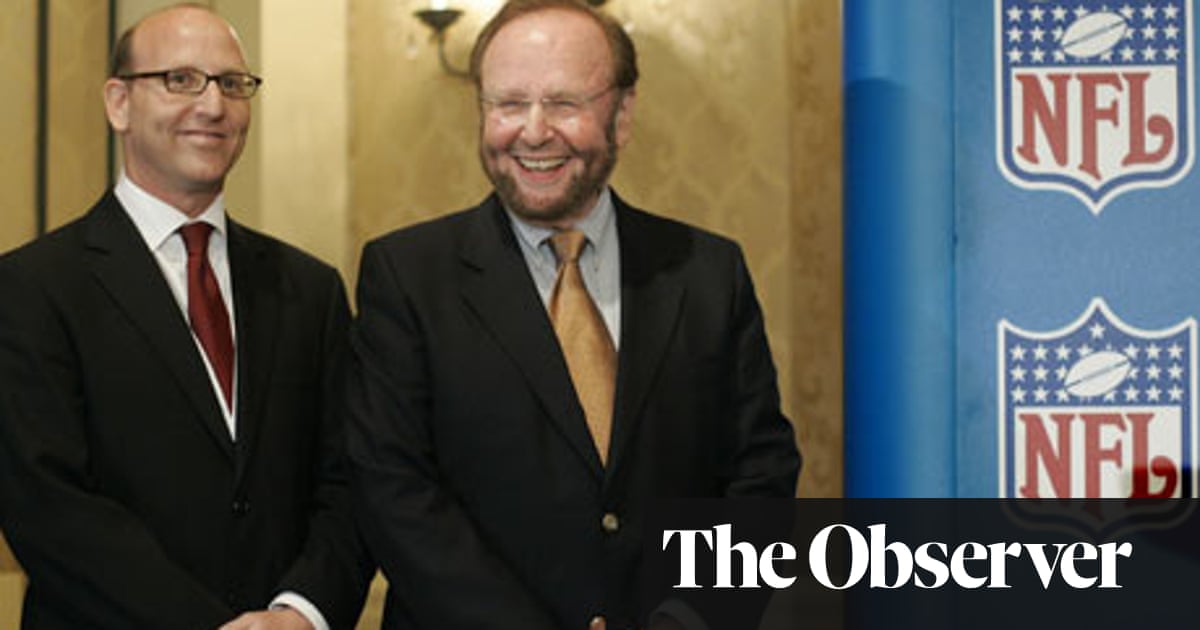 picture Buccaneers Owner Joel Glazer tampa bay buccaneers nfl
