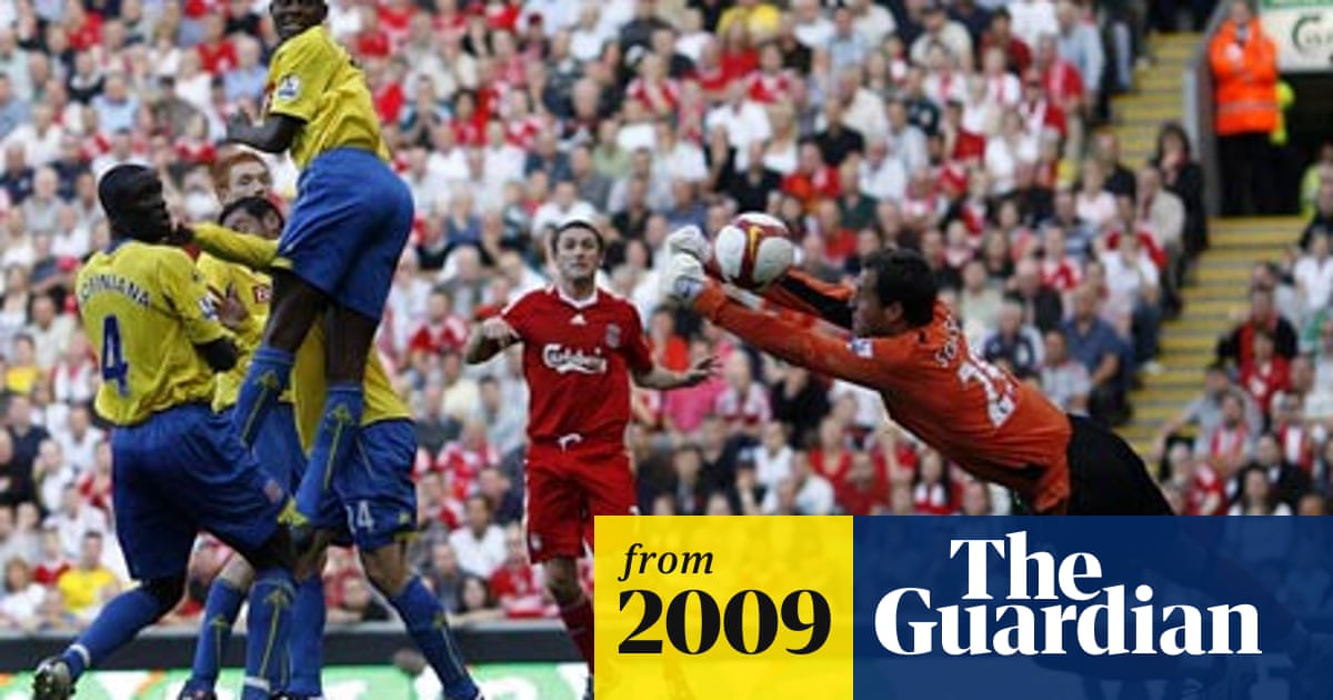 Thomas Sorenson Link To Bayern Munich Is Load Of Nonsense Say Stoke Transfer Window The Guardian