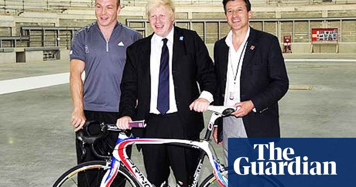Chris Hoy And Boris Johnson On Their Bikes For London 2012 Countdown Sebastian Coe The Guardian
