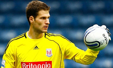 Tony Pulis Stands Firm Over Asmir Begovic Stoke City The Guardian
