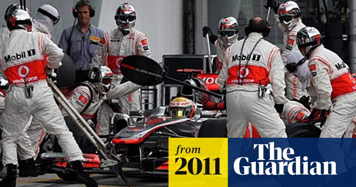 Lewis Hamilton Blames Mclaren For Terrible Malaysian Grand Prix Formula One The Guardian