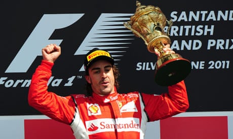 Race winner Fernando Alonso, Bristish GP, Silverstone 2011 de Motorsport  Images en póster, lienzo y mucho más