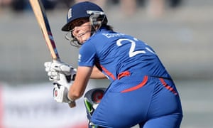 Charlotte Edwards in action against New Zealand