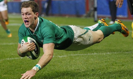 Craig Gilroy scores a try for Ireland XV against Fiji