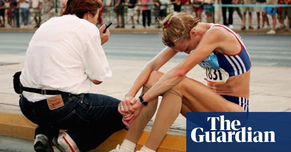 50 Stunning Olympic Moments No19 Paula Radcliffe Pulls Up In