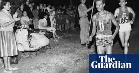 Compulsion blødende Rug 50 stunning Olympic moments No24: Abebe Bikila runs barefoot into history |  Athletics | The Guardian