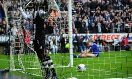 Papiss Cissé celebrates scoring Newcastle's second 
