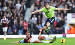 ham west aston villa premier league united winston match nov reid vlaar ron left