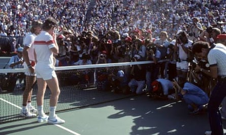 Björn Borg & John McEnroe - Wimbledon Final (1980) - Photographic print for sale Björn Borg & John McEnroe - Wimbledon Final (1980) - Photographic print for sale