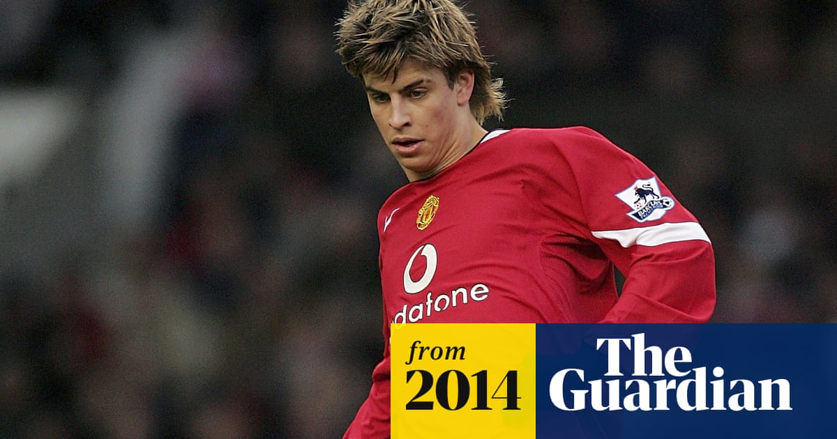 Gerard Pique Roy Keane Still Scares Me I Saw Him Last Year And Hid My Face Roy Keane The Guardian Gerard Pique Roy Keane Still Scares Me I Saw Him Last Year And Hid My Face Roy Keane The Guardian