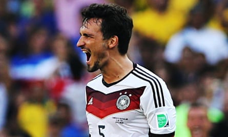 Football Transfer Rumours Manchester United To Sign Mats Hummels Football The Guardian