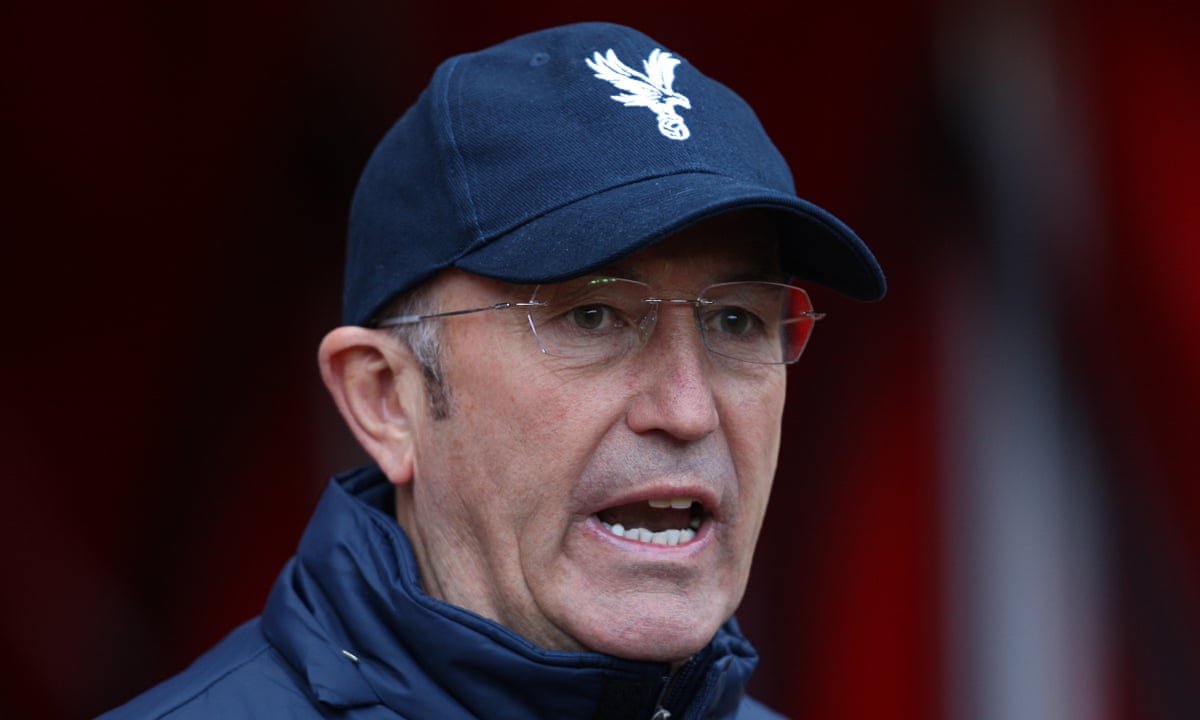 Tony Pulis Leaves Crystal Palace Two Days Before Start Of New Season Football The Guardian