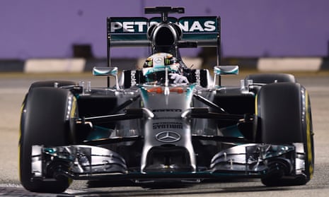 Lewis Hamilton claims Singapore F1 Grand Prix pole from Nico
