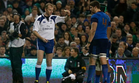 Pascal Pape is shown a yellow card after his challenge on Jamie Heaslip