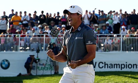Australia's Jason Day celebrates after winning and becoming the world No1. 