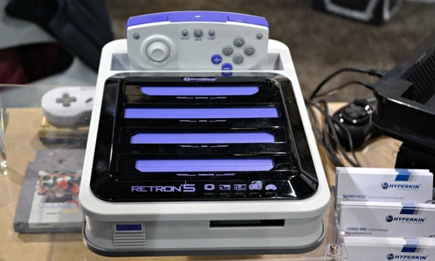 Retron 5