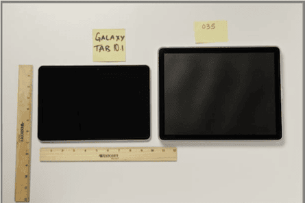 iPad '035' prototype v Samsung Galaxy
