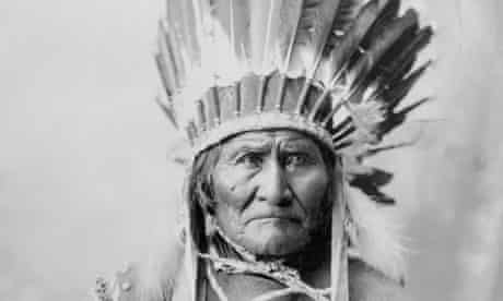 Real Geronimo Was Wily Fighter Whose Skill Lay In Avoiding War Author Claims Us News The Guardian