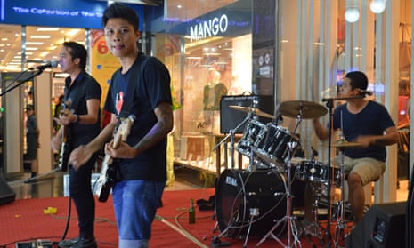Side Effect performing in Rangoon
