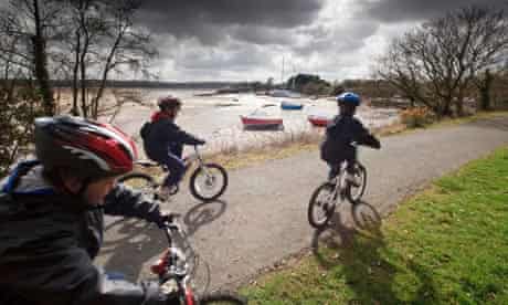 Young cyclists on the Tarka Trail National Cycle Route