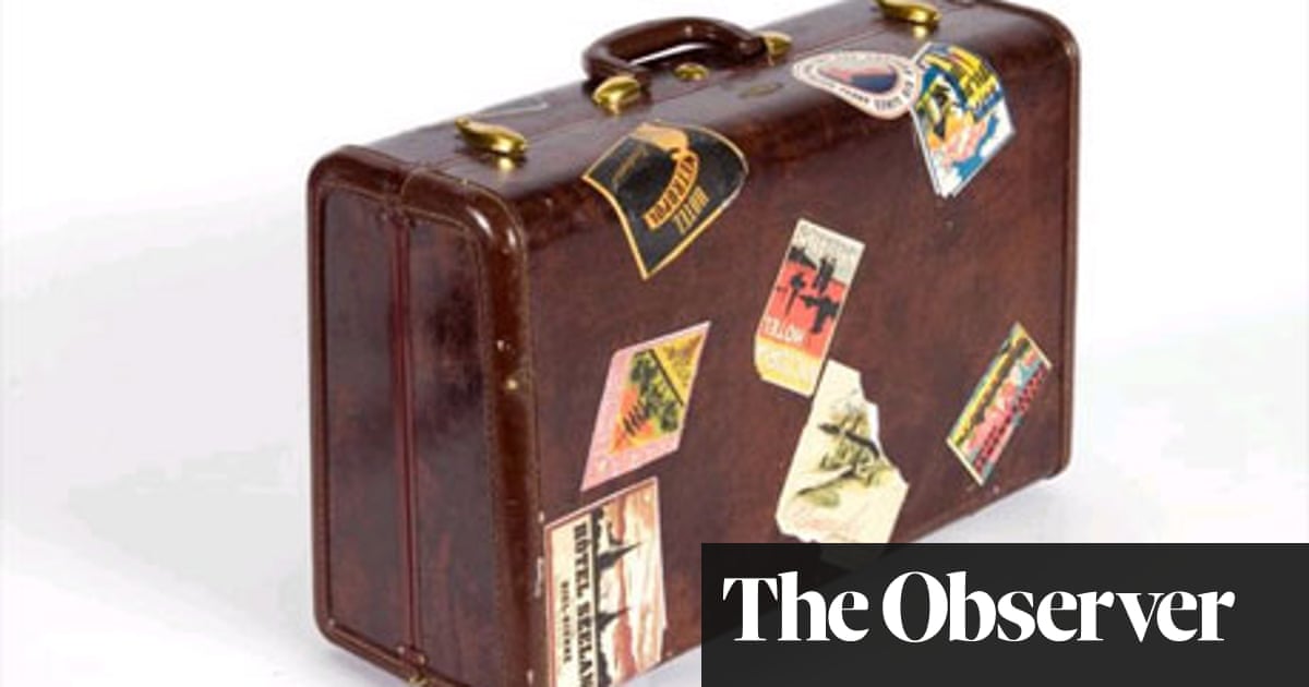 Is it safe ... to put my address on my luggage tag? | Travel ...