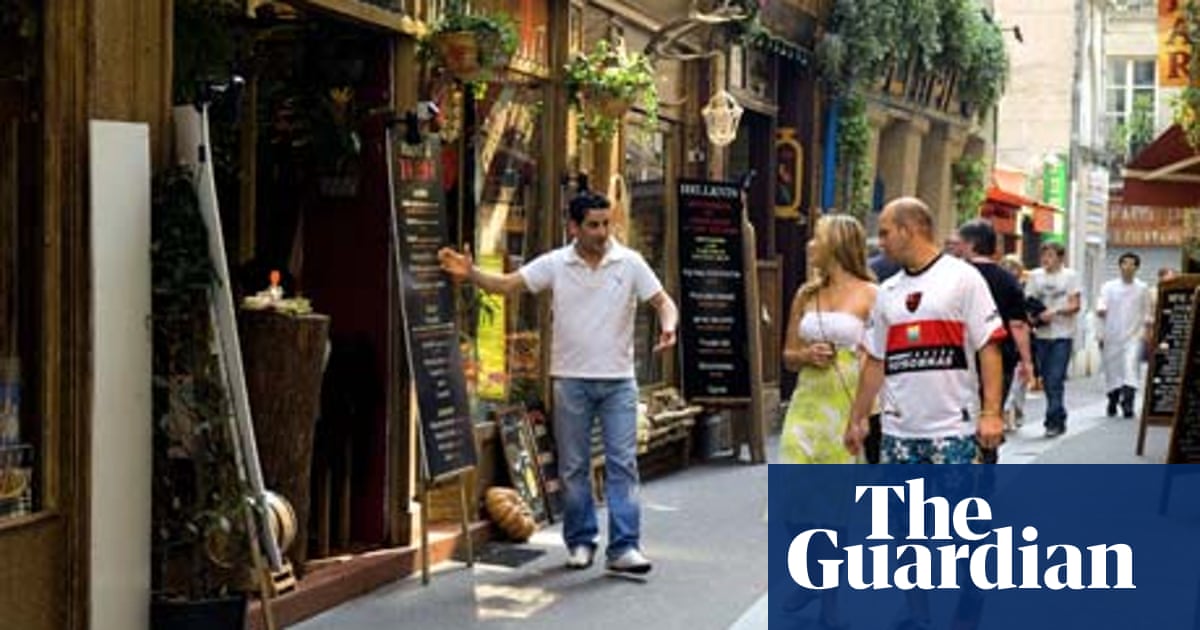The Paris Greeters Who Don T Greet Travel The Guardian