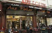 Paris cafes: Aux Folies bar, Paris