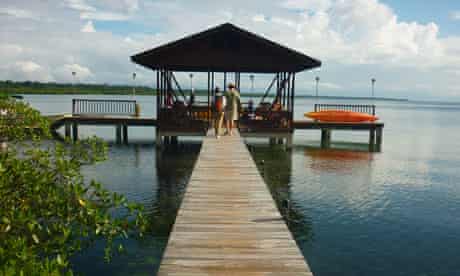 Tranquilo Bay ecolodge private jetty