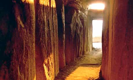 Where To Experience The Winter Solstice Ireland S Prehistoric Newgrange Tomb Ireland Holidays The Guardian