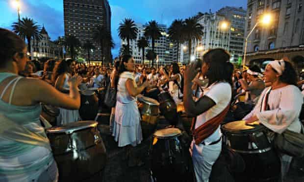 Women play and dance candombe 