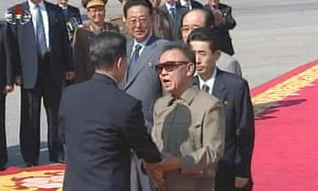 Kim Jong-il with China's premier Wen Jiabao in Pyongyang