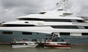 Mitchells & Butlers bid dropped by Joe Lewis | Business