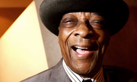 Hubert Sumlin photographed at the Union Chapel, London in 2003